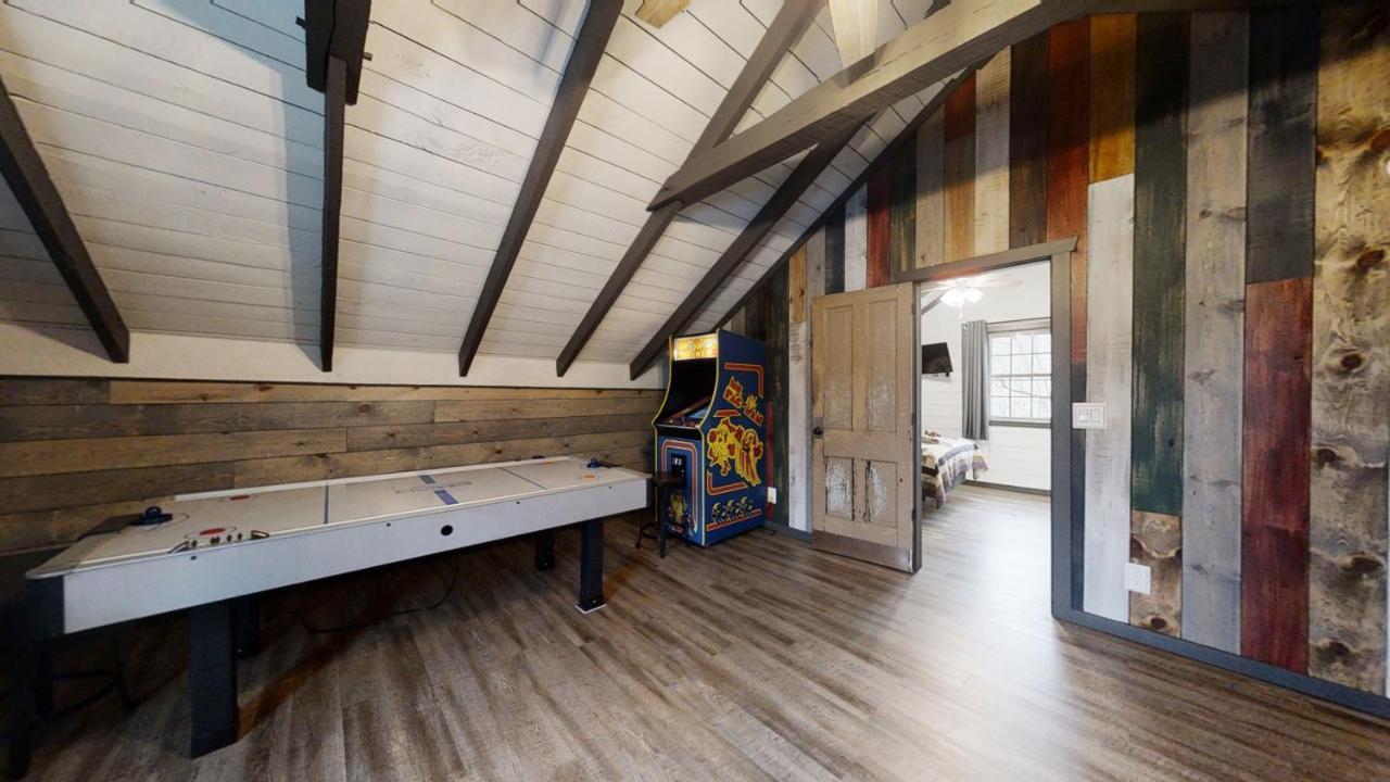 Bigfoots Hideaway Cabin Gatlinburg Eksteriør bilde