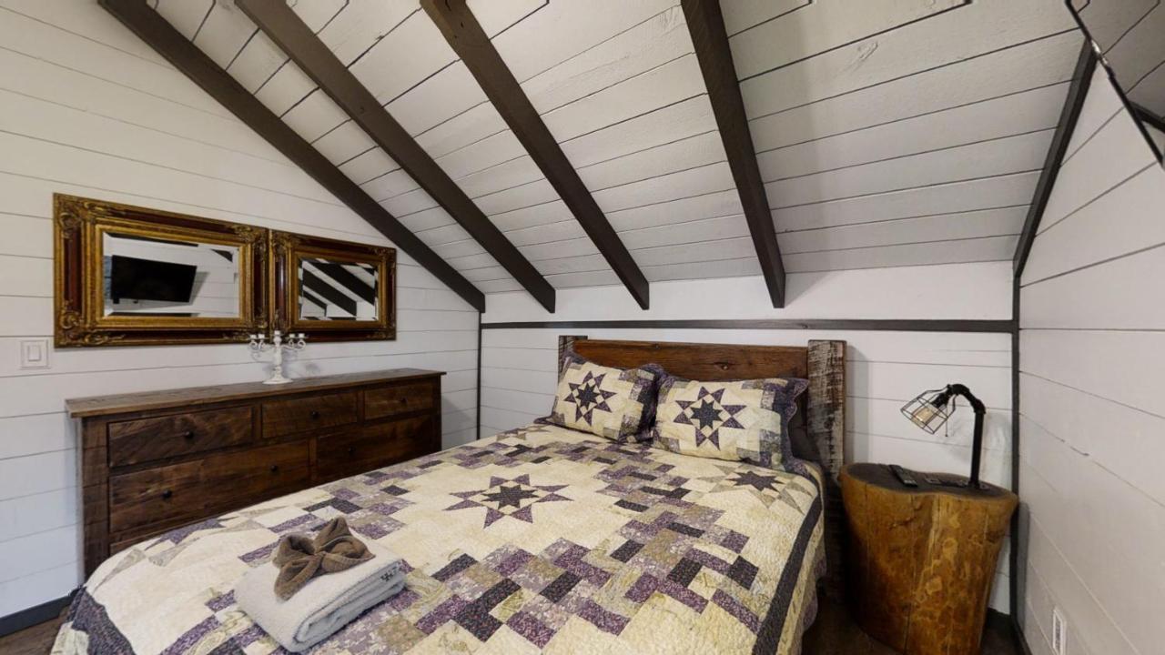 Bigfoots Hideaway Cabin Gatlinburg Eksteriør bilde