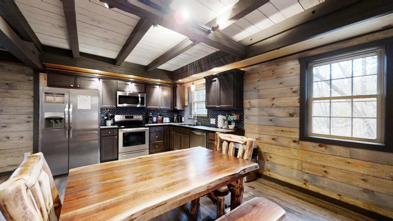 Bigfoots Hideaway Cabin Gatlinburg Eksteriør bilde